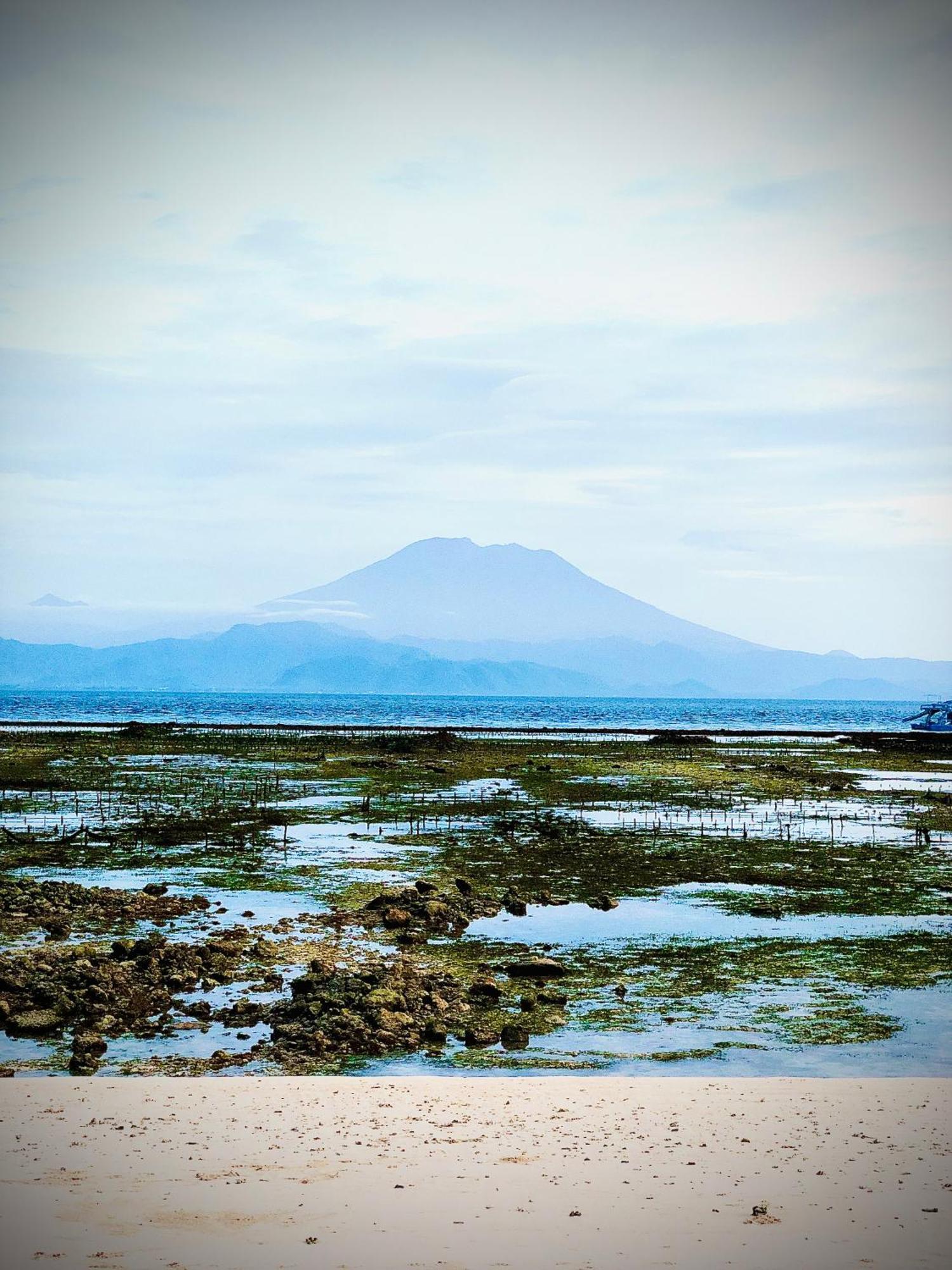 Maha Di Nusa Lembongan Exterior photo
